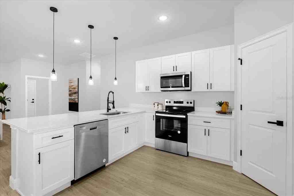 420 Marion Oaks Course #420 - Photo 4 of 35