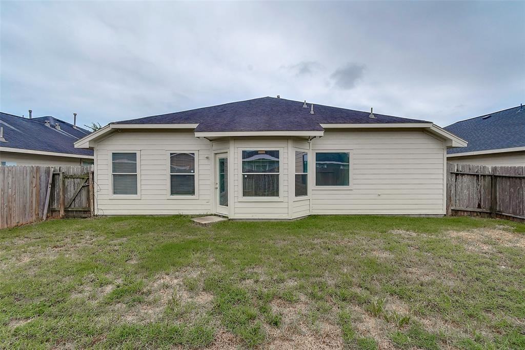 19726 Cozy Cabin Drive #19726 - Photo 6 of 36