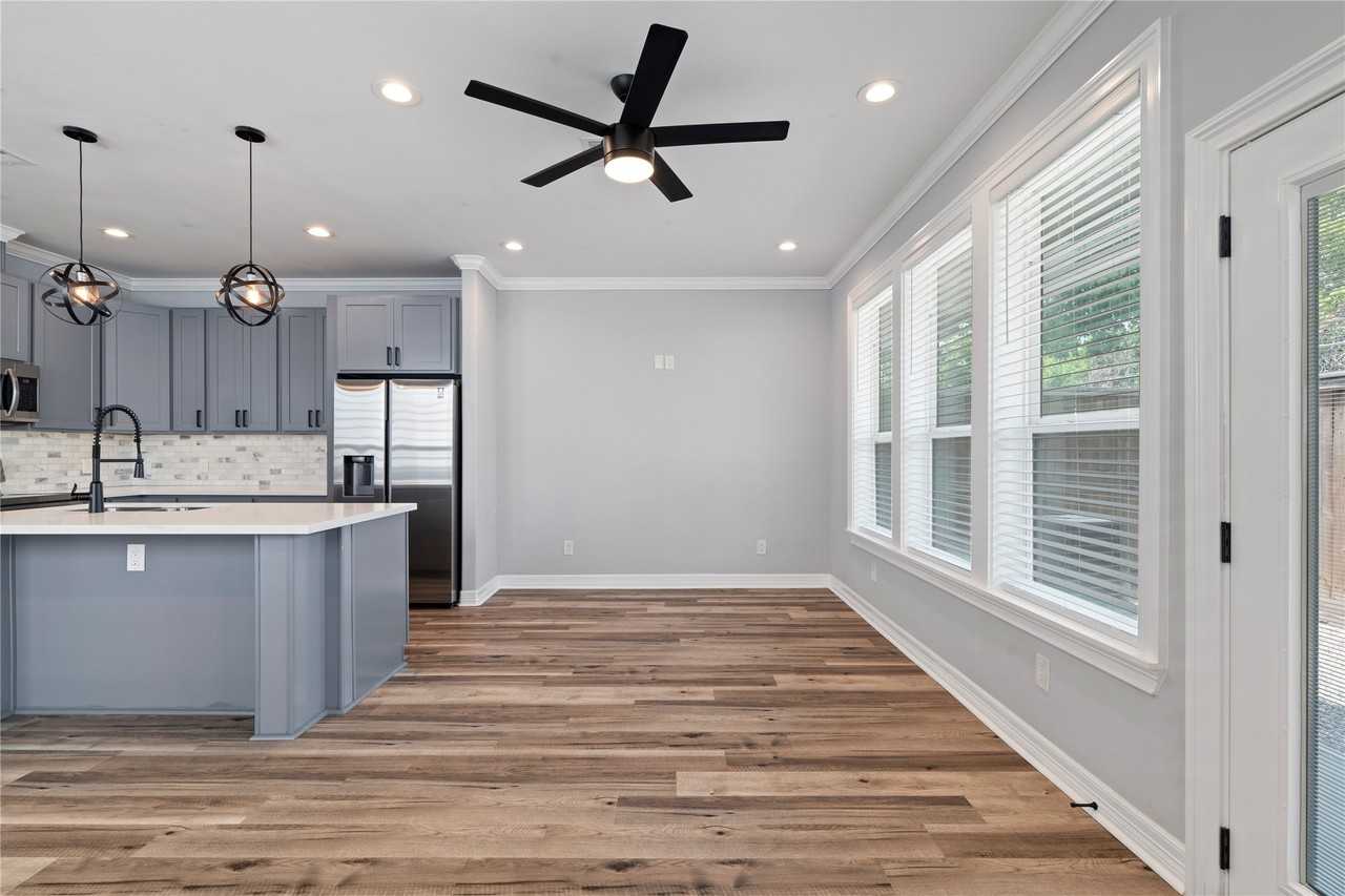 1028 Melneeka Ln #1028