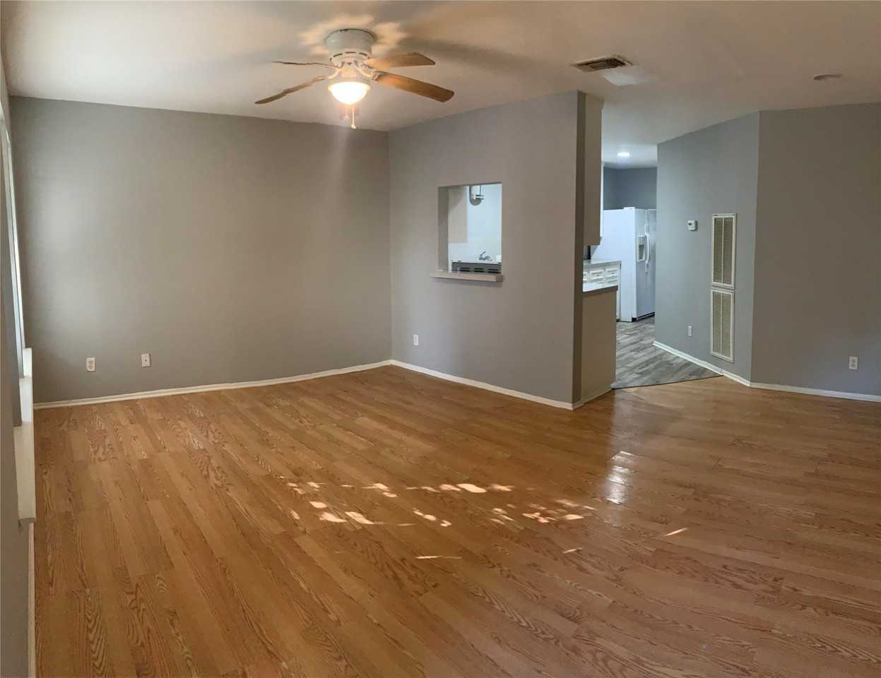 1414 Stanford Street #1414 - Photo 4 of 7