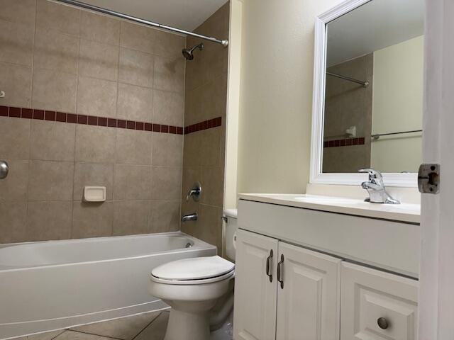 6378 Emerald Dunes Dr #6378-203 - Photo 3 of 15