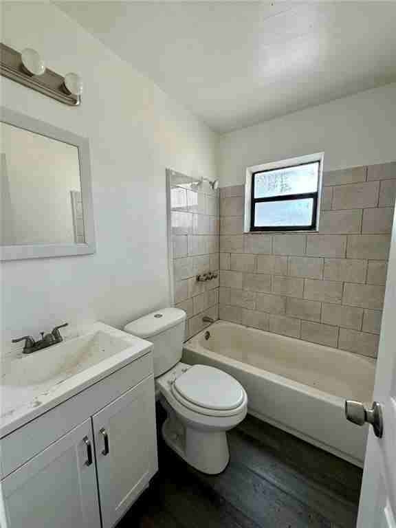 1922 Sw 7th Pl #1922 - Photo 7 of 12