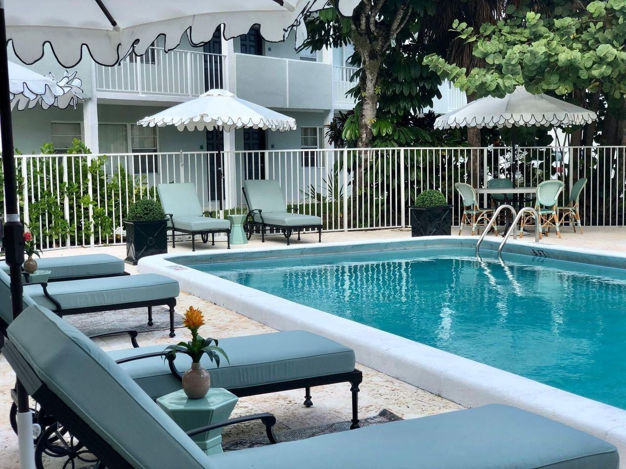 2711 Vandiver Dr #2711-307 - Photo 2 of 15