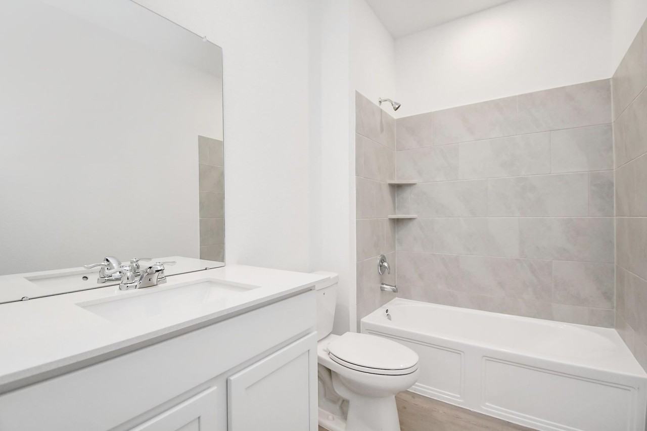 934 Garden Path Dr #934 - Photo 2 of 37