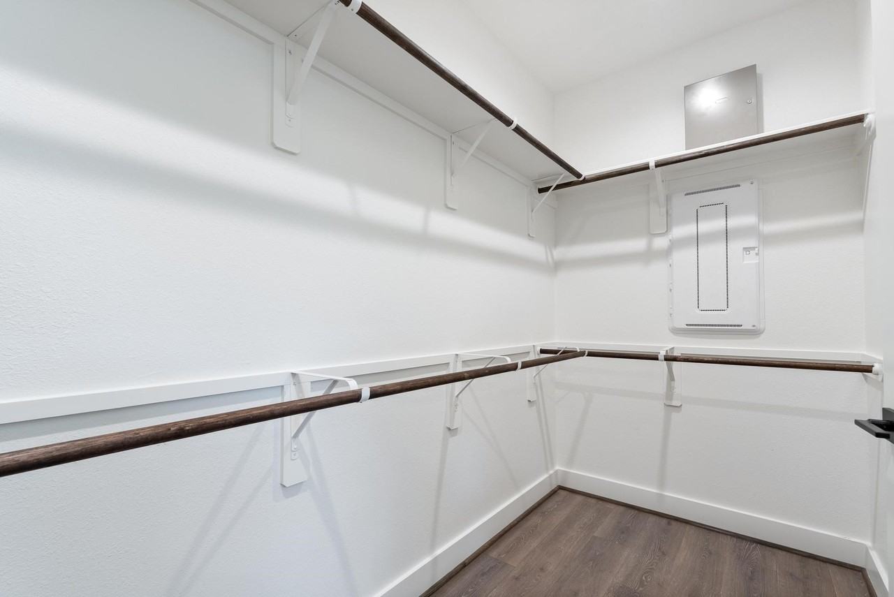 2757 Sunny Briar Drive #2757 - Photo 2 of 25