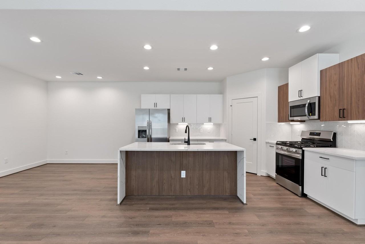 2757 Sunny Briar Drive #2757 - Photo 4 of 25