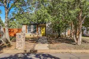 featured image of 1012 North Robinson Street #1012