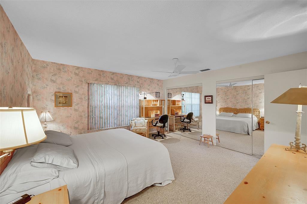 724 Nantucket Cir #724A - Photo 2 of 29