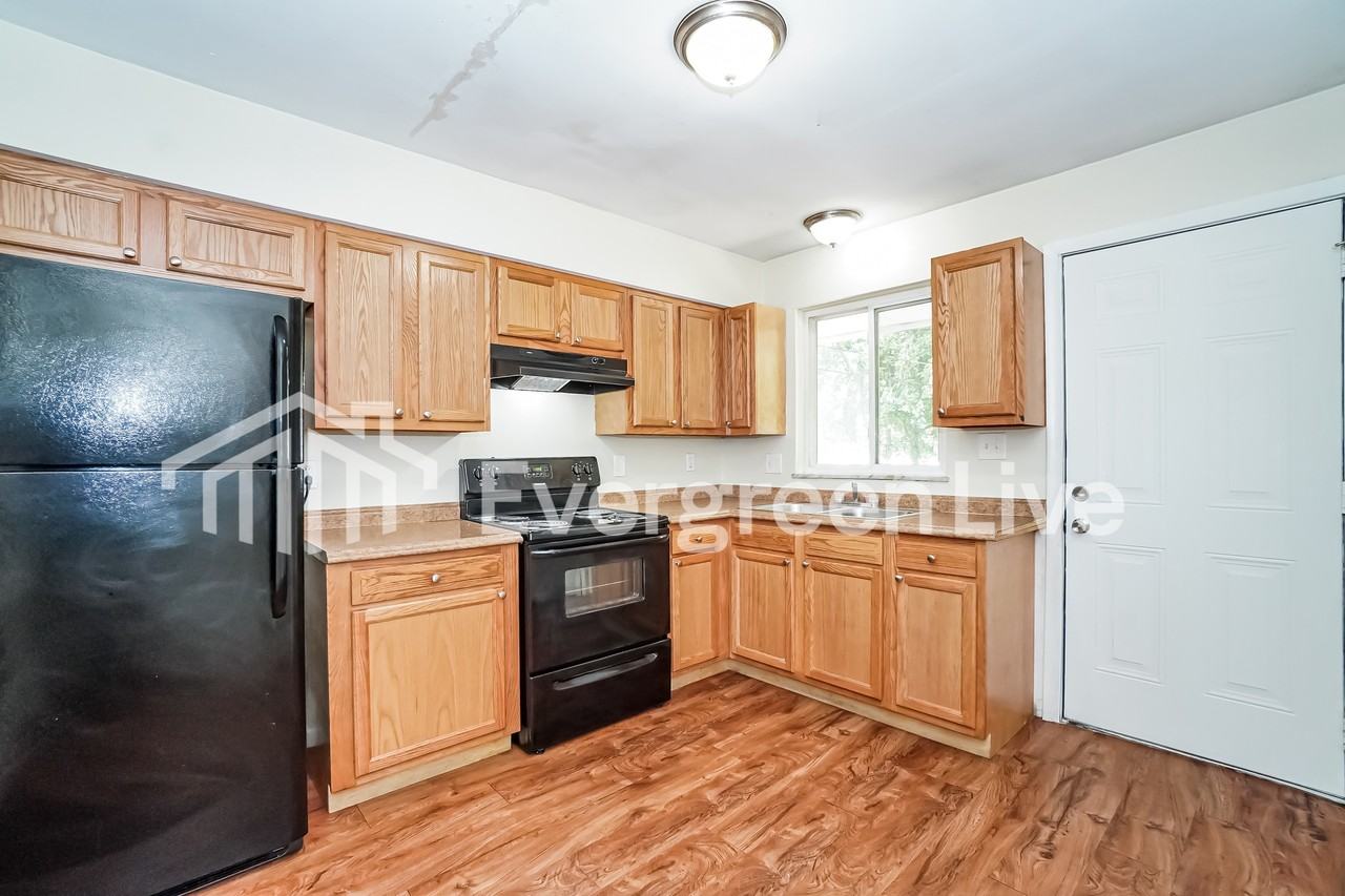 1456 Picard Rd - Photo 7 of 15