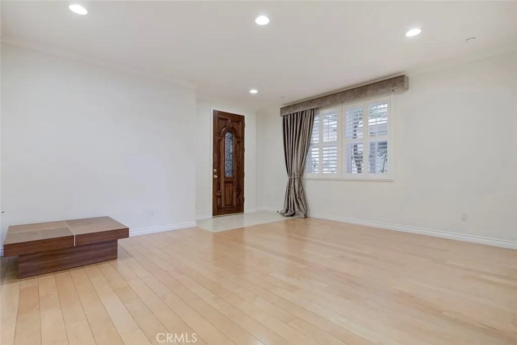 556 East Palm Avenue