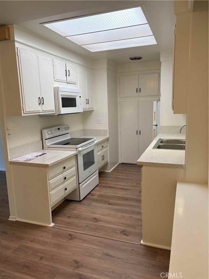 2280 Via Mariposa West #2280N - Photo 4 of 48