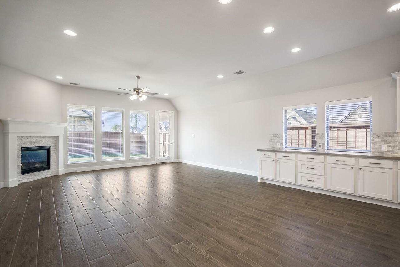 7845 Charter Hill Drive #7845 - Photo 3 of 46