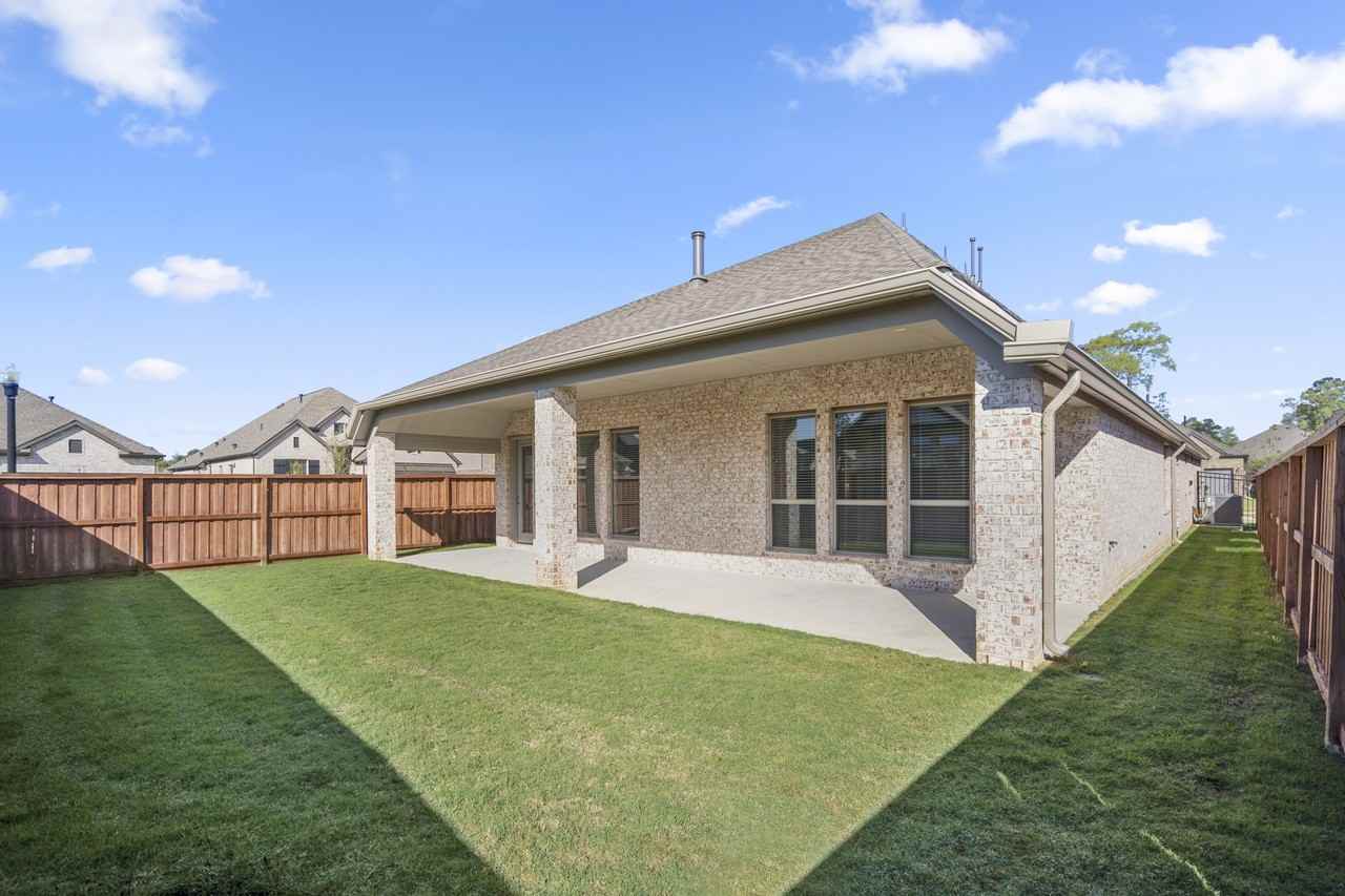 7845 Charter Hill Drive #7845 - Photo 5 of 46