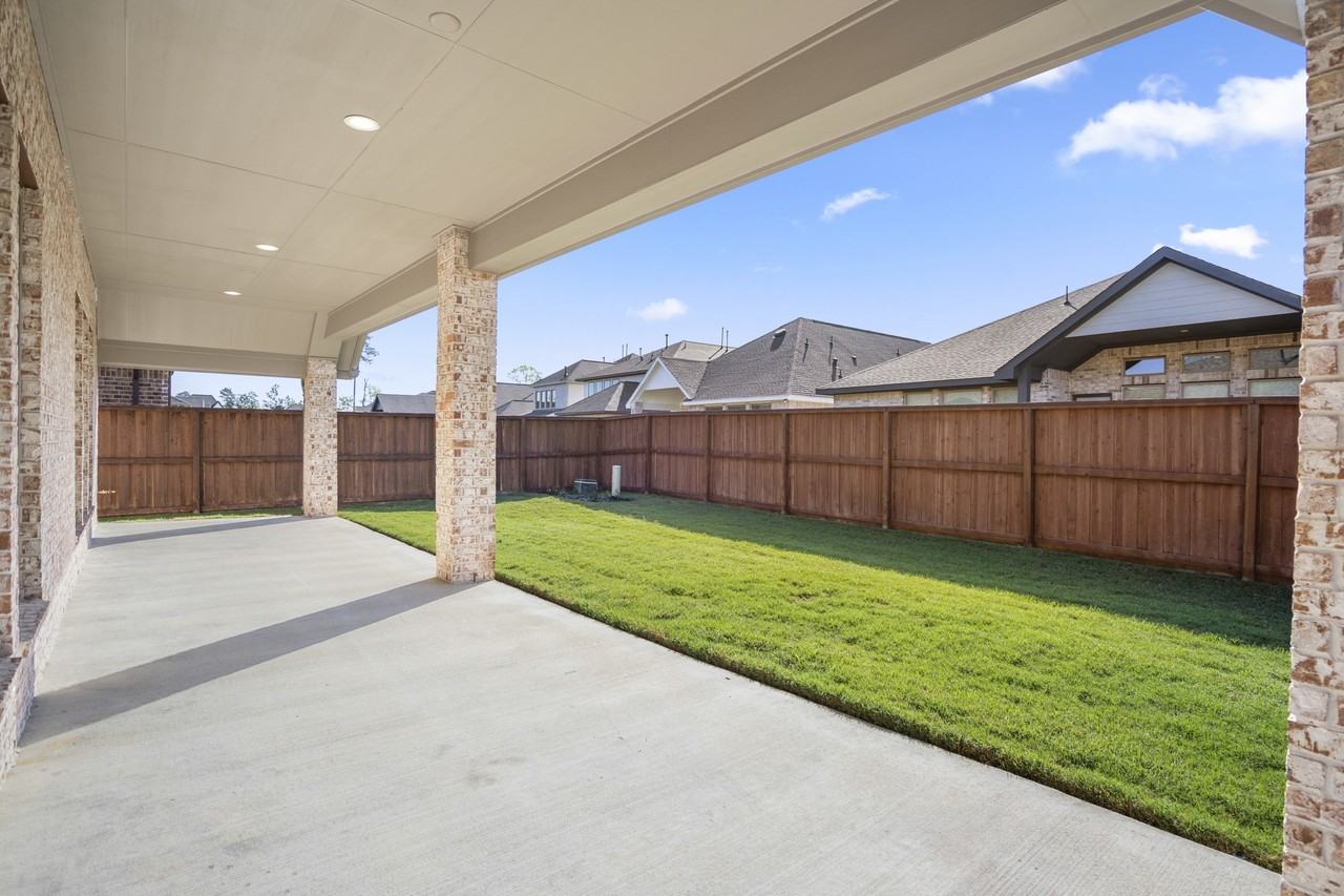 7845 Charter Hill Drive #7845 - Photo 6 of 46