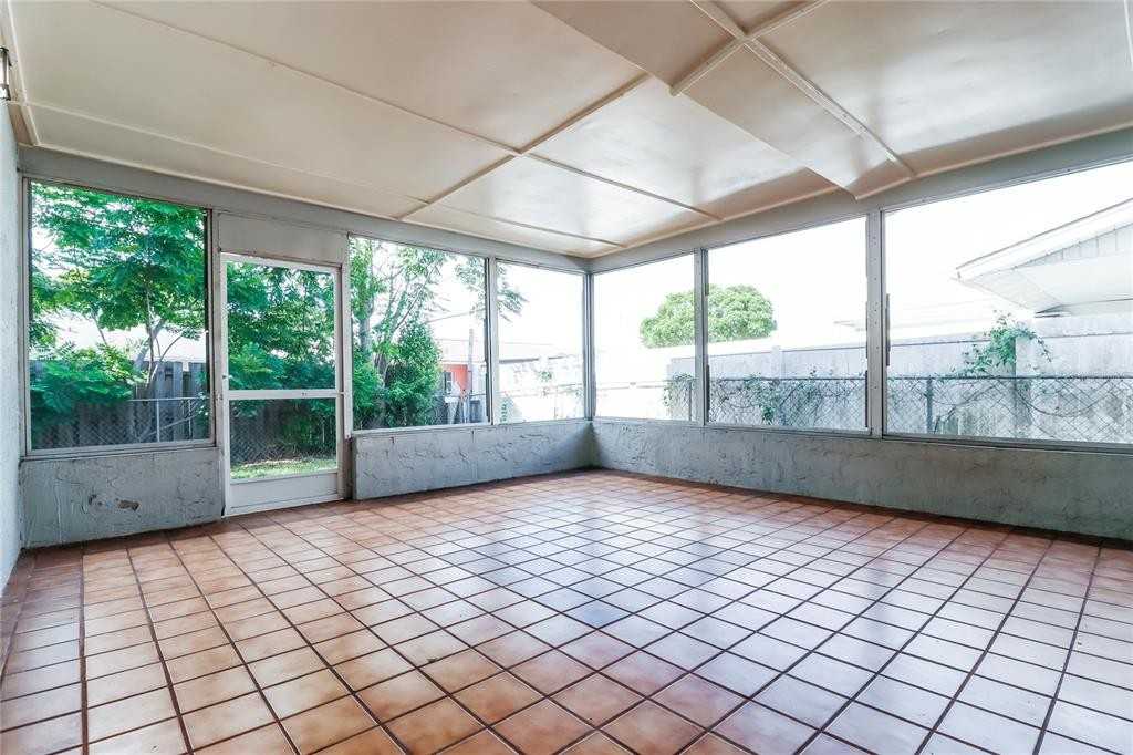 7525 Foxbloom Drive #7525