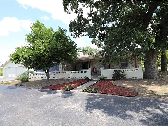 1800 North Council Road - Photo 2 of 20