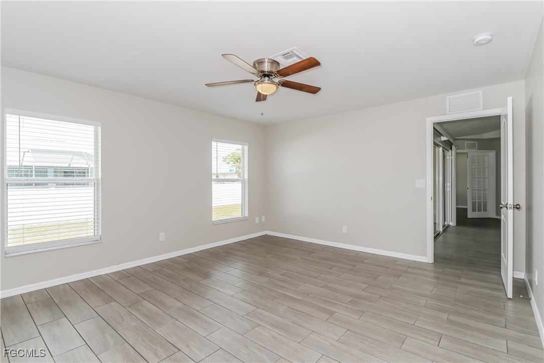 2011 Northwest 23rd Street #2011 - Photo 3 of 16