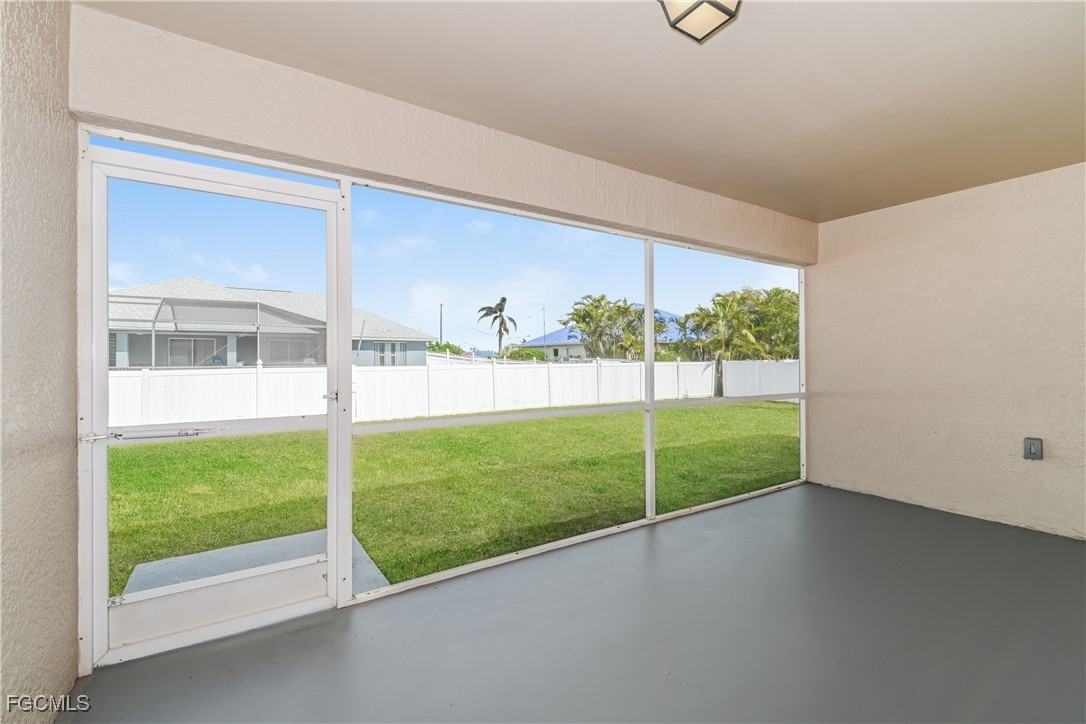 2011 Northwest 23rd Street #2011 - Photo 5 of 16