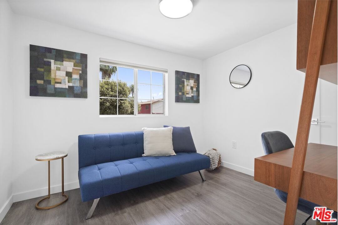 755 N Garfield Ave #755B - Photo 5 of 20