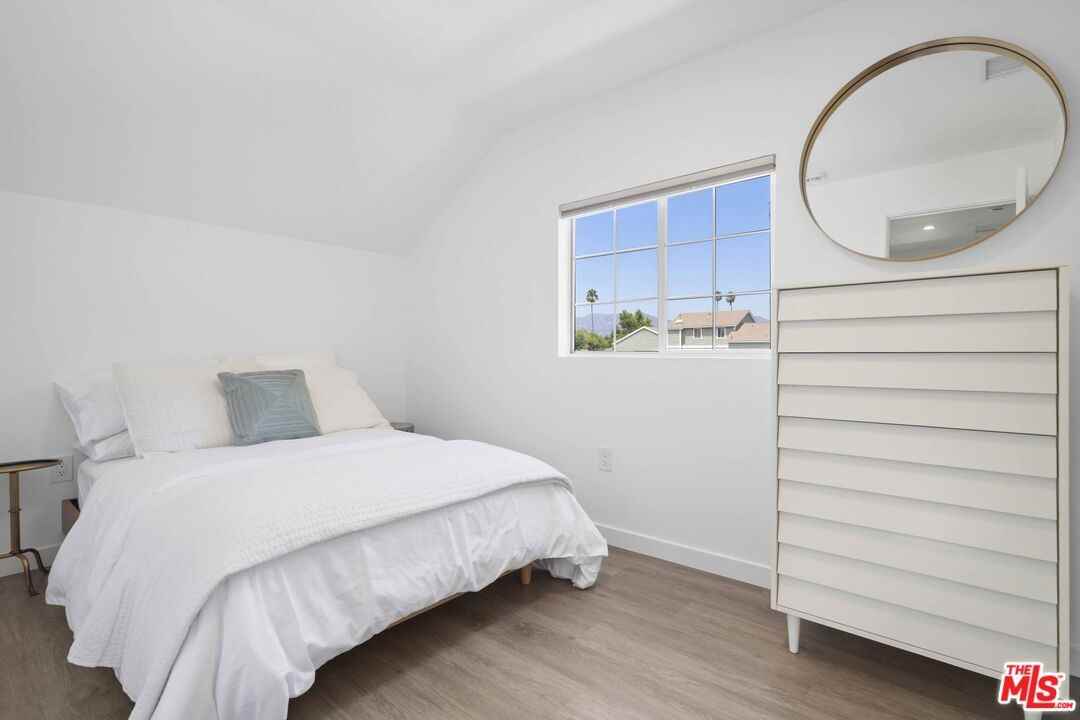 755 N Garfield Ave #755B - Photo 7 of 20