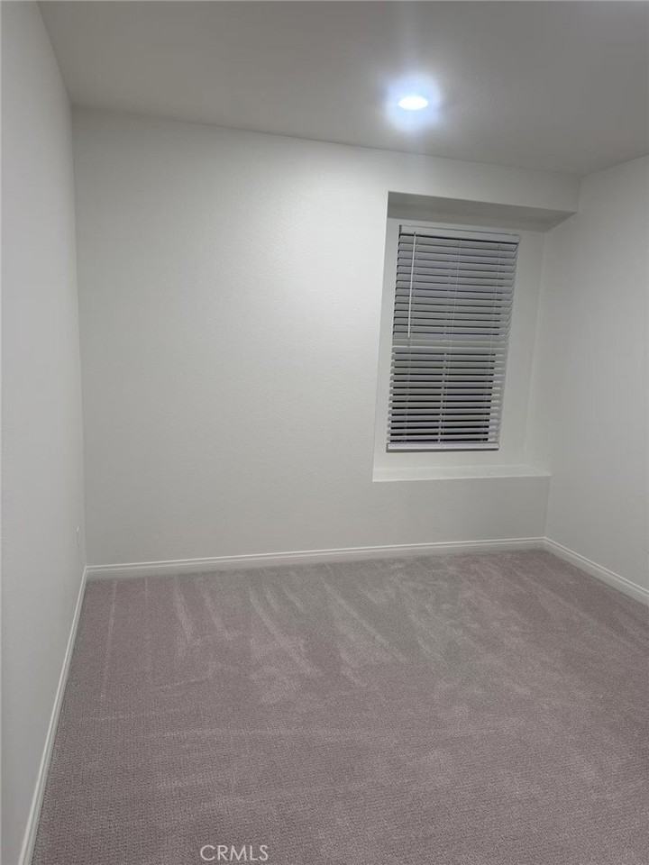 4254 S Laguna Ave #4254 - Photo 5 of 19