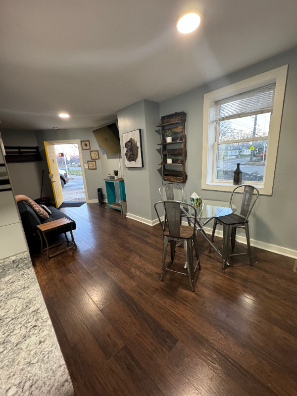 1238 S State Ave #1 - Photo 3 of 11