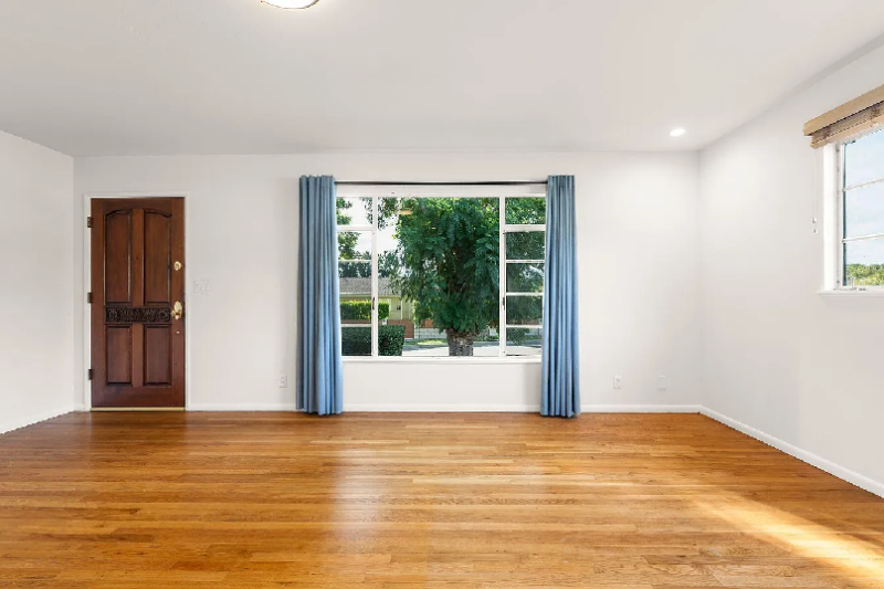 5651 North Bryn Mawr Street - Photo 3 of 20