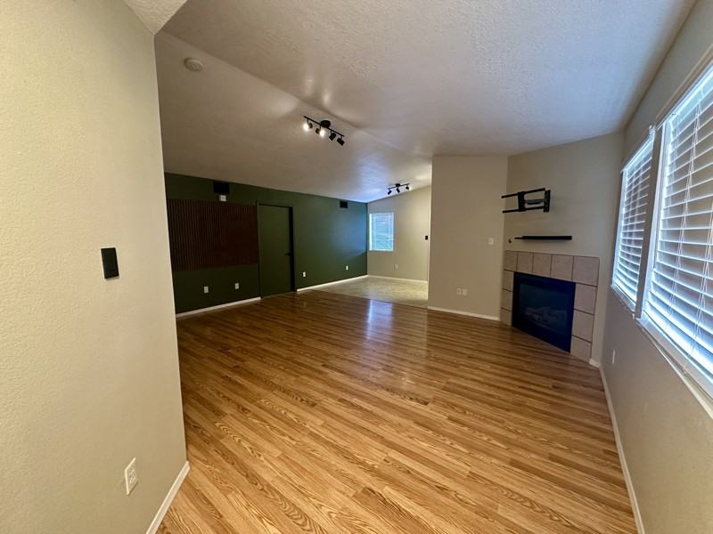 11309 Miravista Place Southeast - Photo 2 of 10