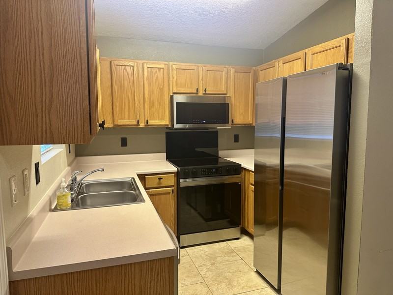 11309 Miravista Place Southeast - Photo 4 of 10