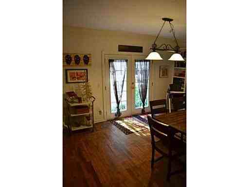 531 NW 48th St - Photo 3 of 9