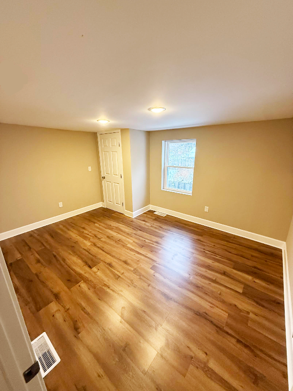 2743 West Church Street - Photo 3 of 10