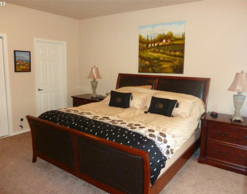 12545 Southeast Clinton Court - Photo 5 of 7