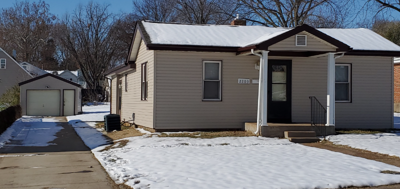 2203 Gaebler Avenue - Photo 2 of 8