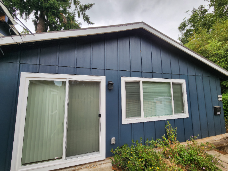 2820 Se 31st Ave #2820 - Photo 3 of 10