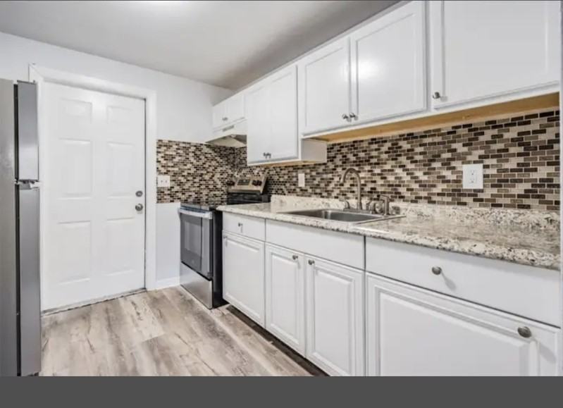 1707 E Idell Street Tampa Florida - Photo 3 of 10