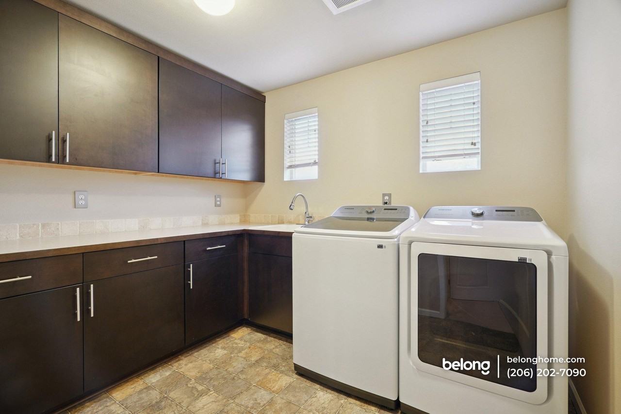 16112 81st Avenue Ct E - Photo 4 of 17