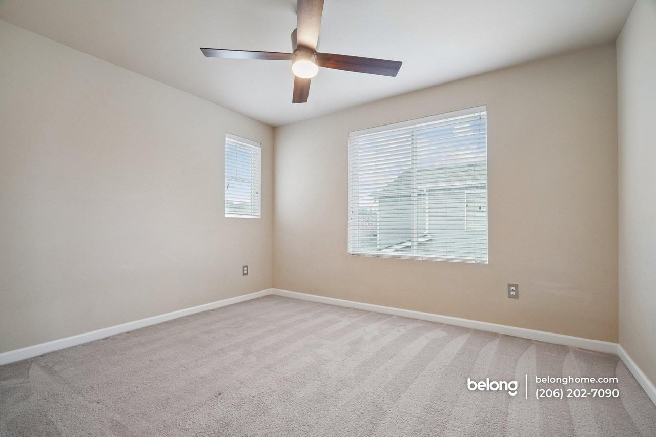 16112 81st Avenue Ct E - Photo 5 of 17