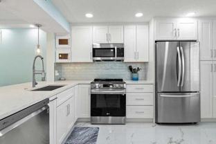 7076 Huntington Lane ##207 - Photo 1 of 1