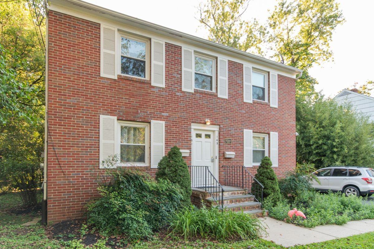 151 N Harrison St - Photo 5 of 15