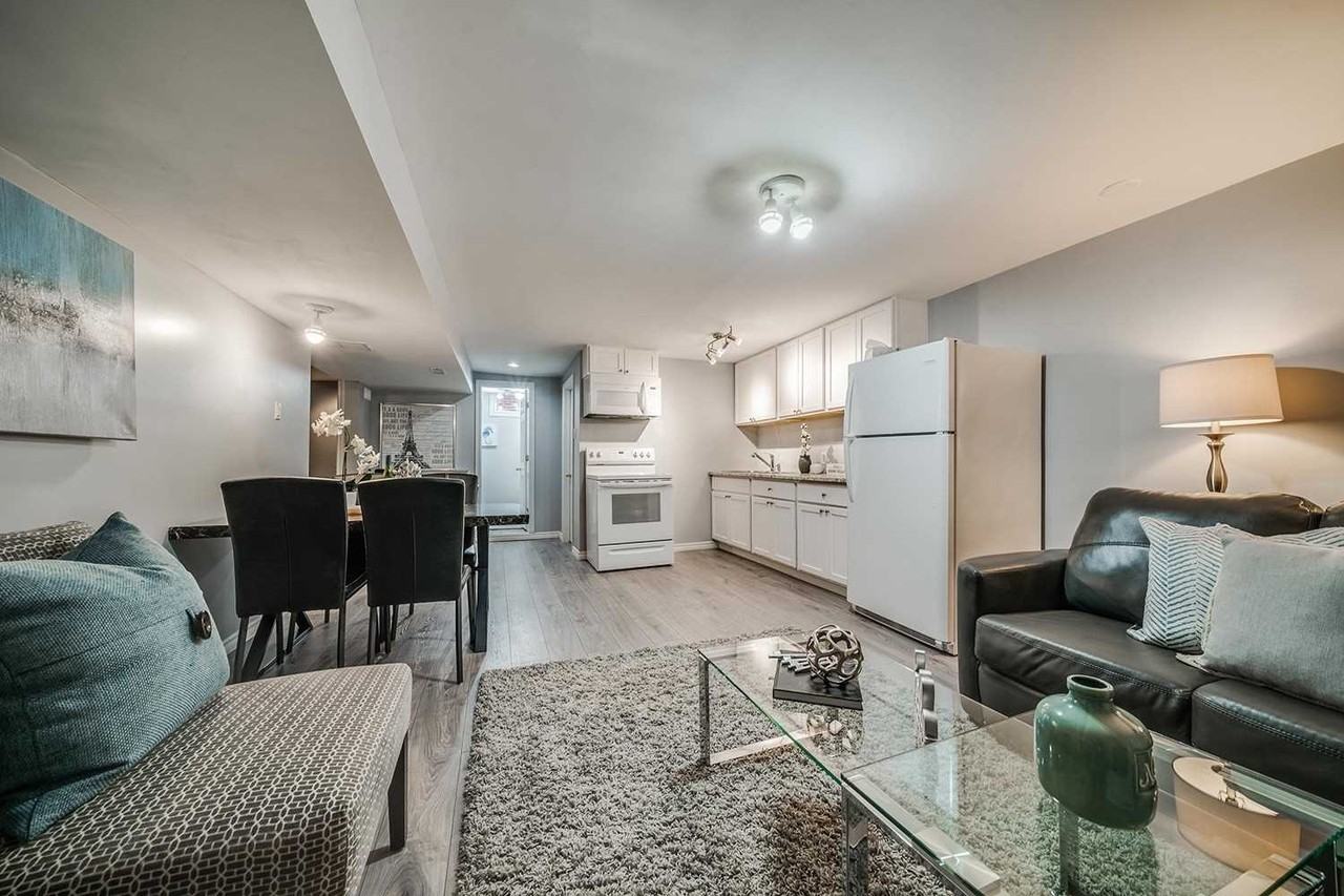 792 Eastbourne Avenue - Photo 3 of 8