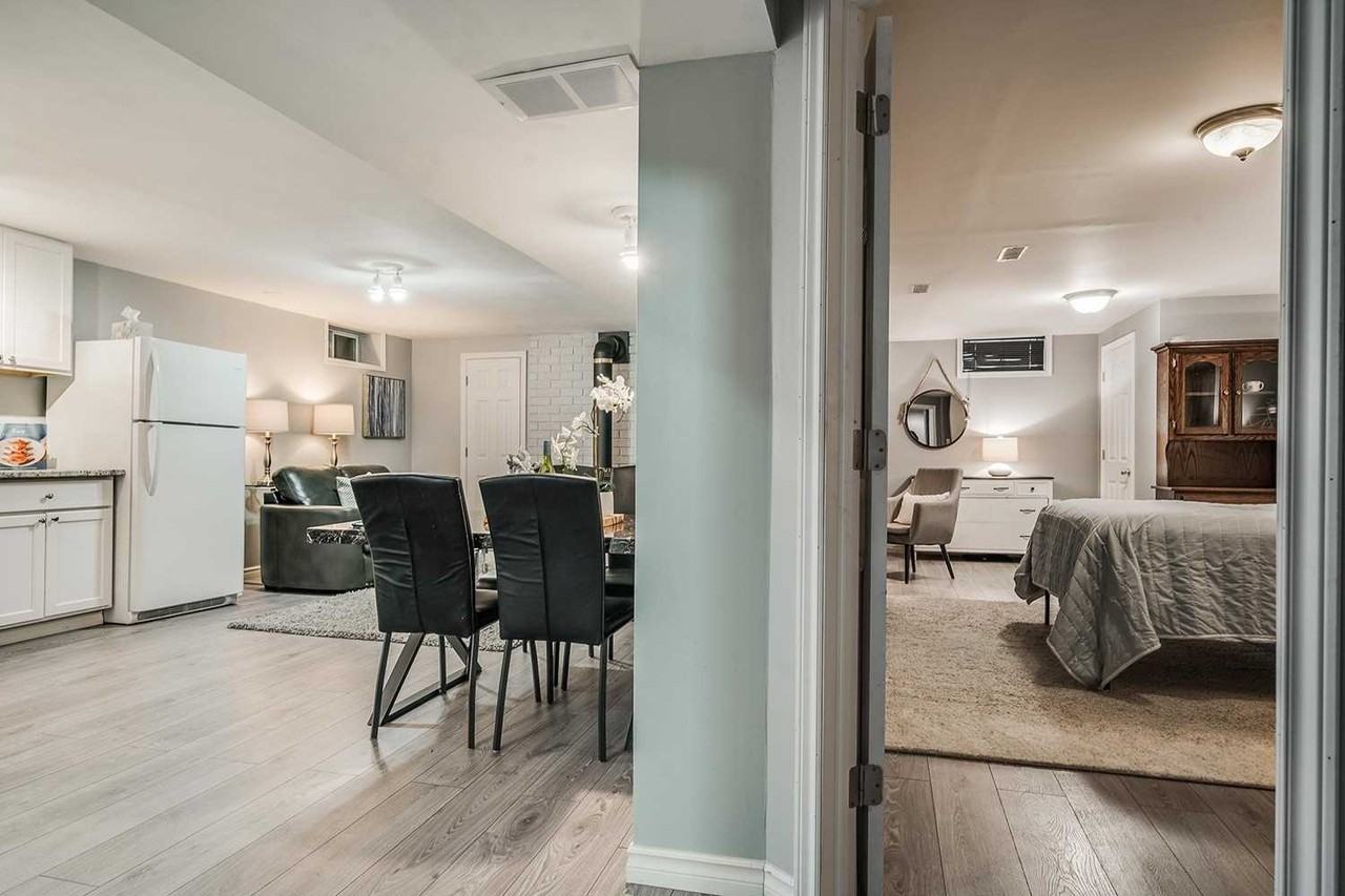 792 Eastbourne Avenue - Photo 6 of 8