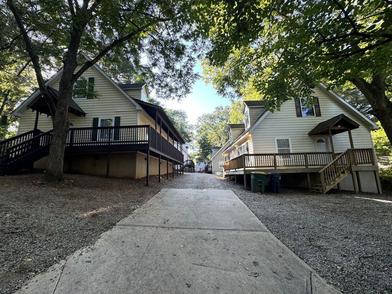 235 Derby Street - Photo 3 of 30