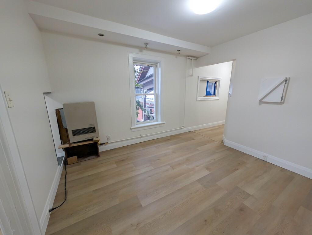 109 Niagara Street - Photo 6 of 18