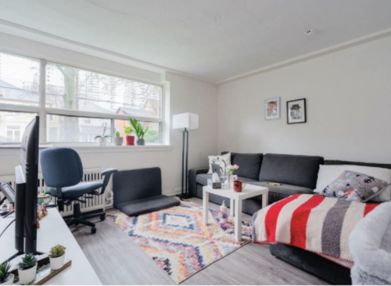 117 Hillsdale Avenue East #1 - Photo 2 of 7