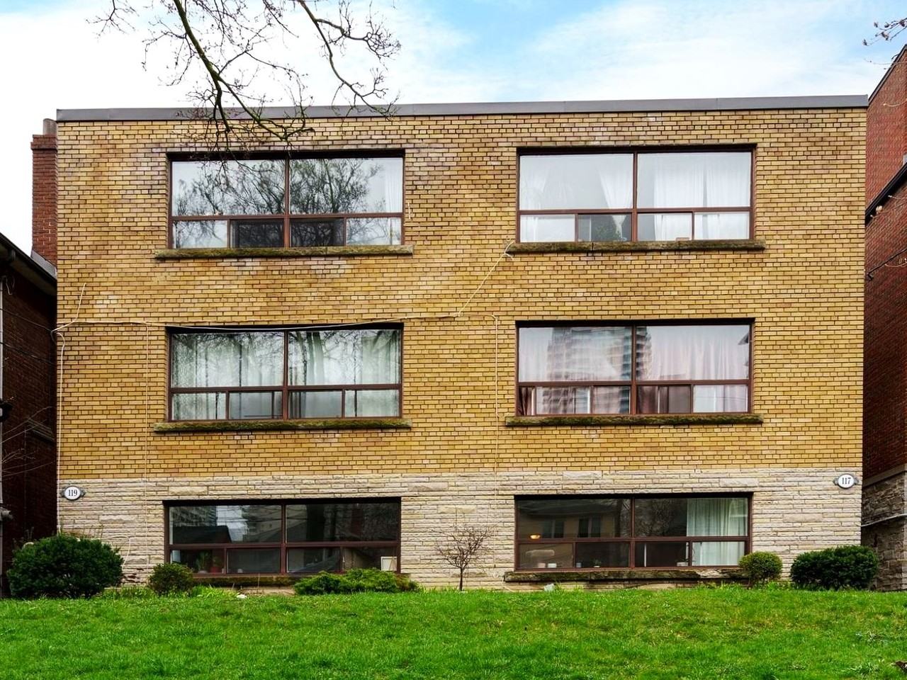 117 Hillsdale Avenue East #1 - Photo 7 of 7