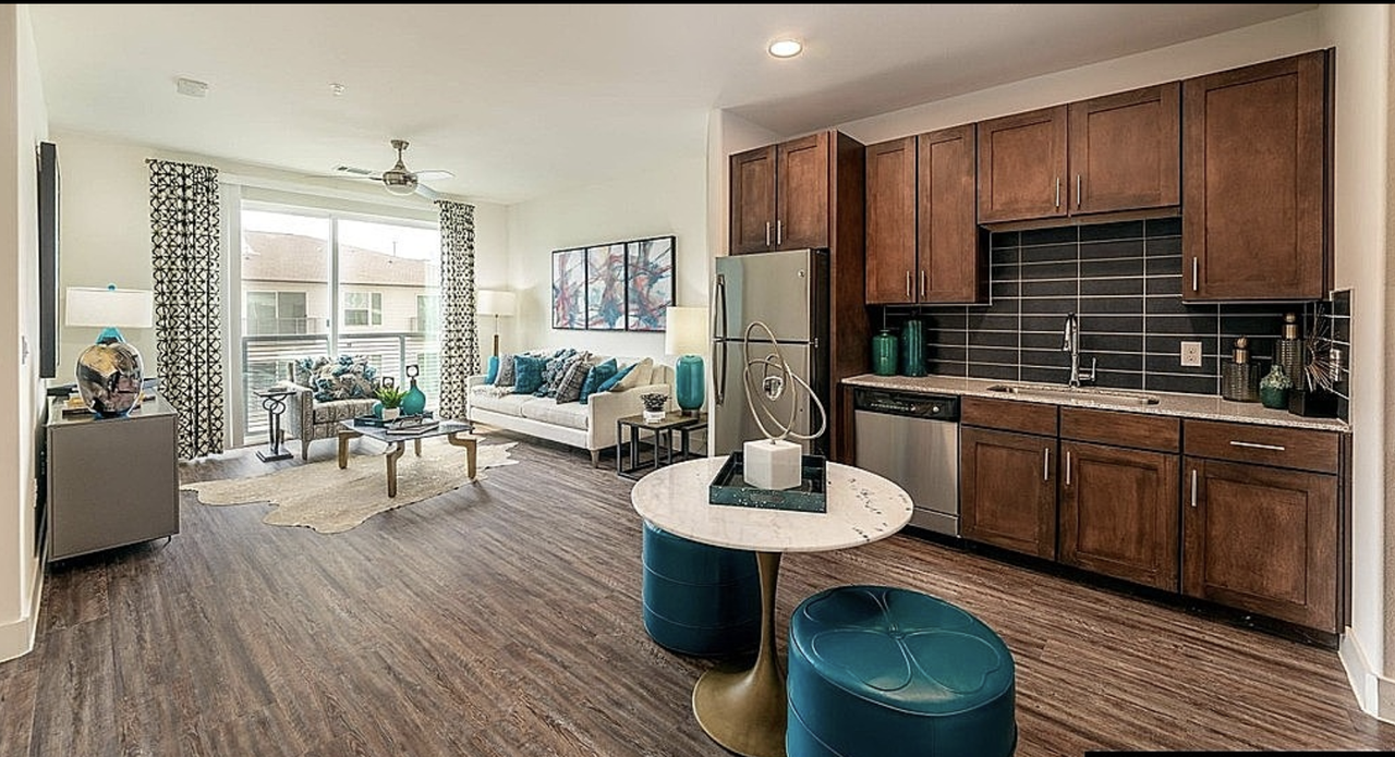 Singleton Blvd & Sylvan Ave #1334 - Photo 3 of 40