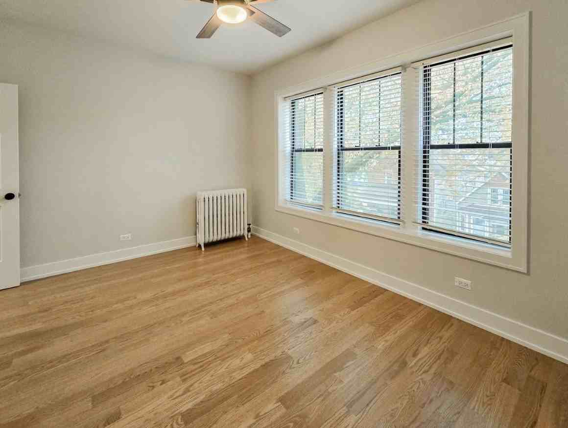 N Oakley Ave & W Argyle St - Photo 2 of 8