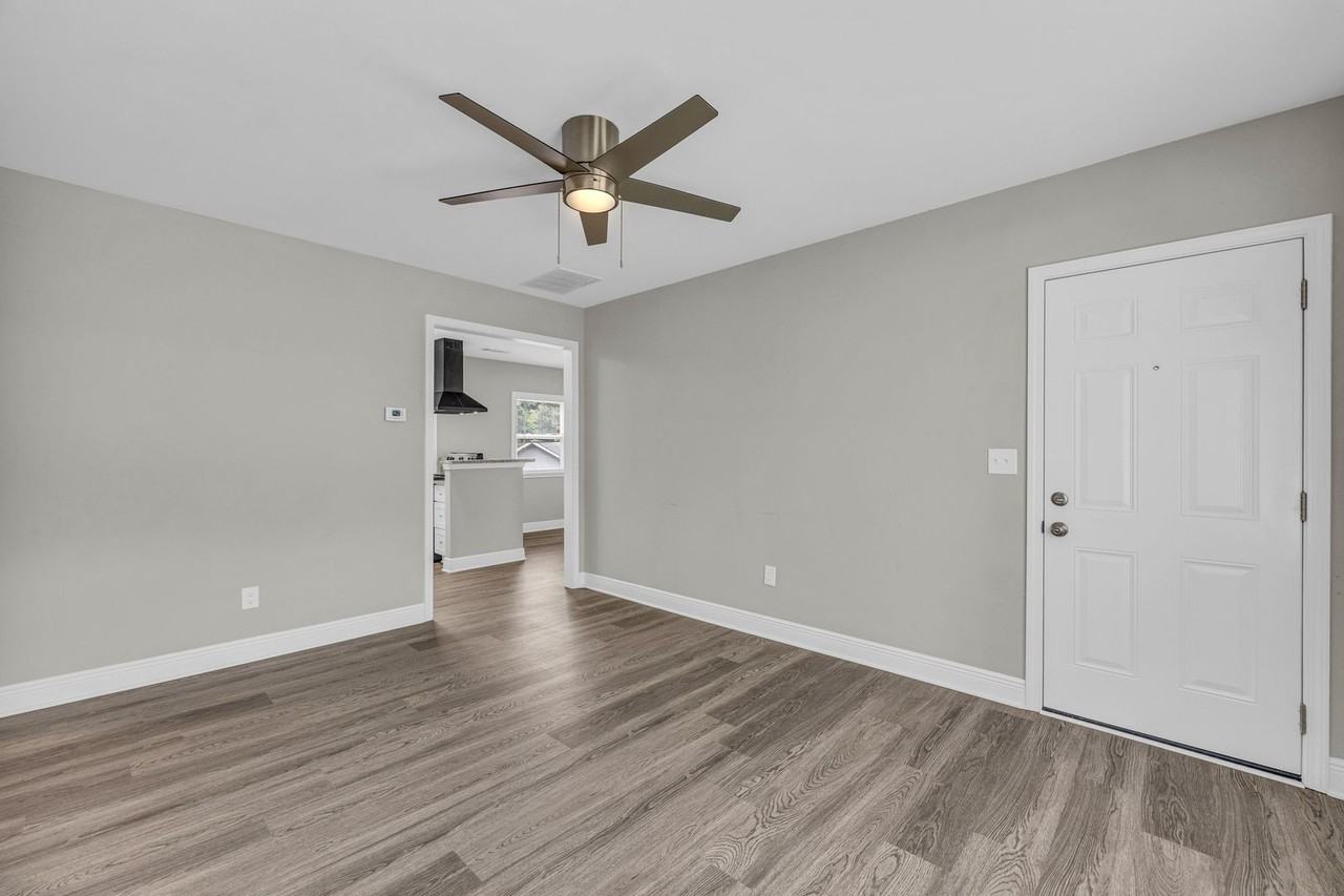 Andrews Court - Photo 2 of 50