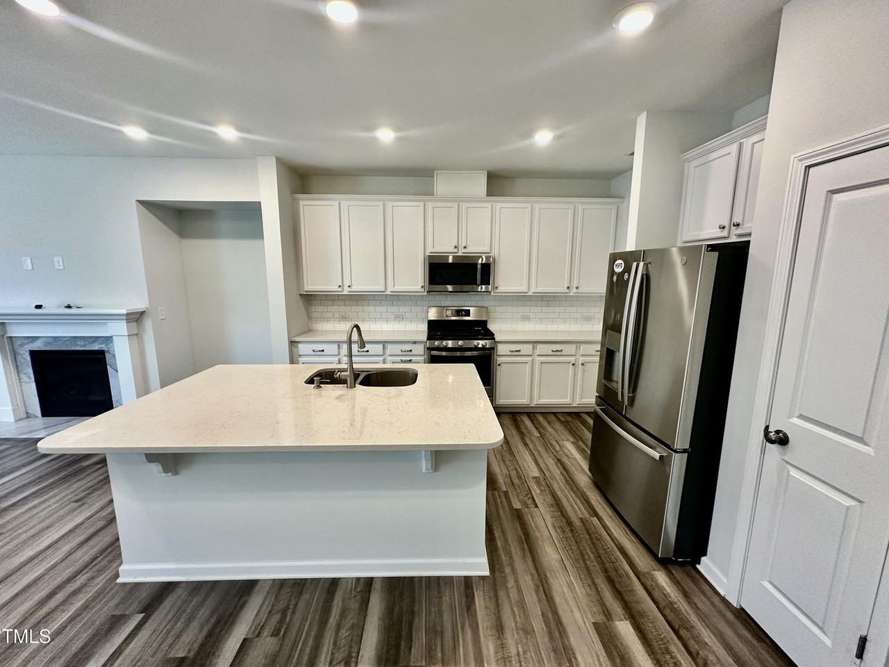 107 Huntson Drive - Photo 3 of 24