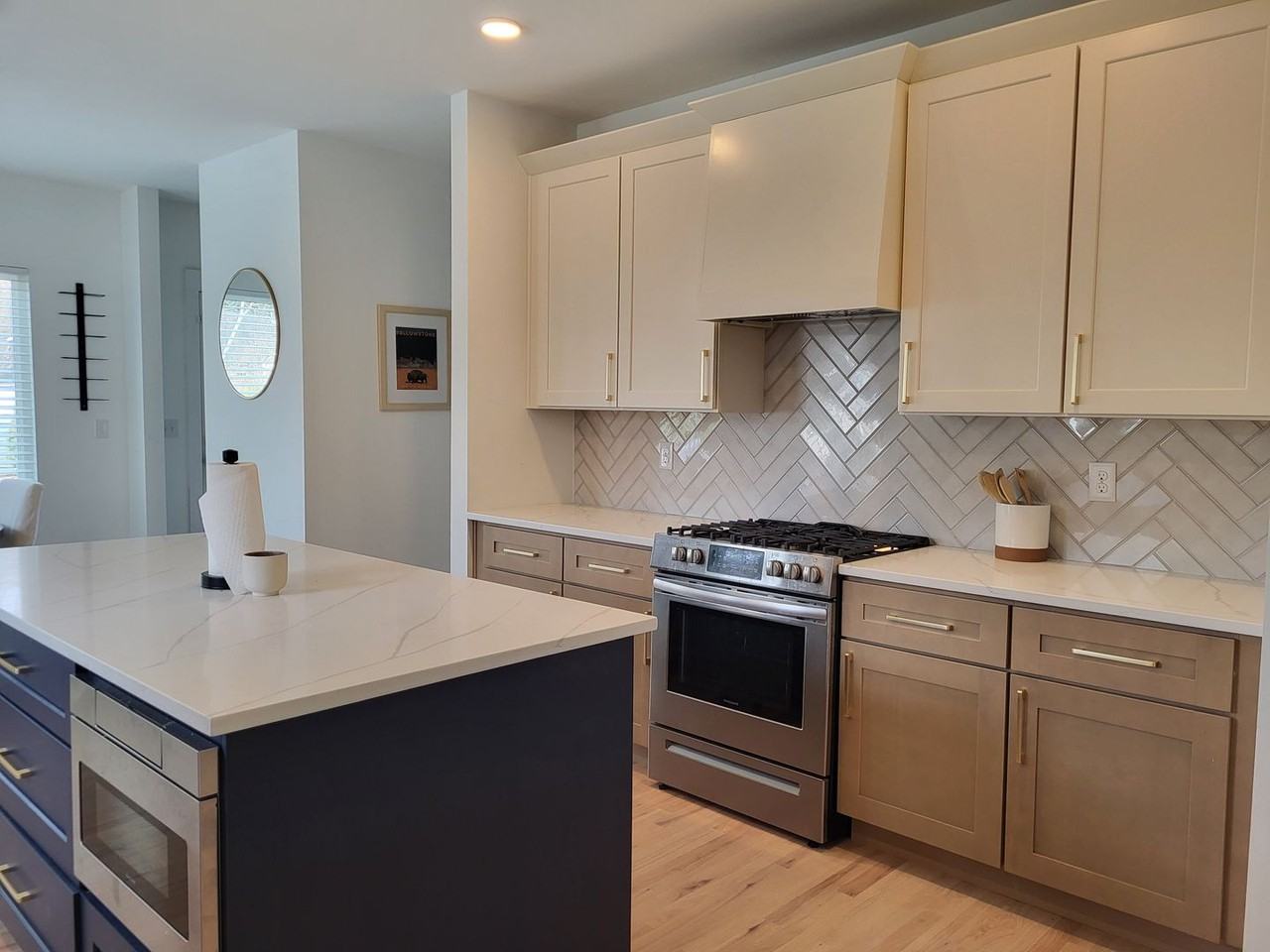 1932 St Mark St - Photo 7 of 25